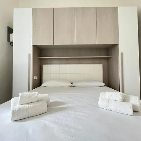 Climatizzato Nuovissimo Nel Centro Ugento